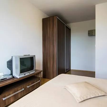 Apartament 9